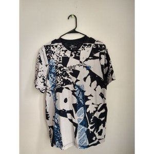 Nike Men's Floral Stencil Graphic Tee Shirt Size Medium